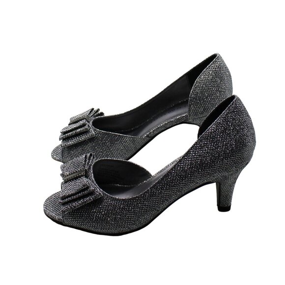Karen Scott Gray Pumps - Picture 5 of 8